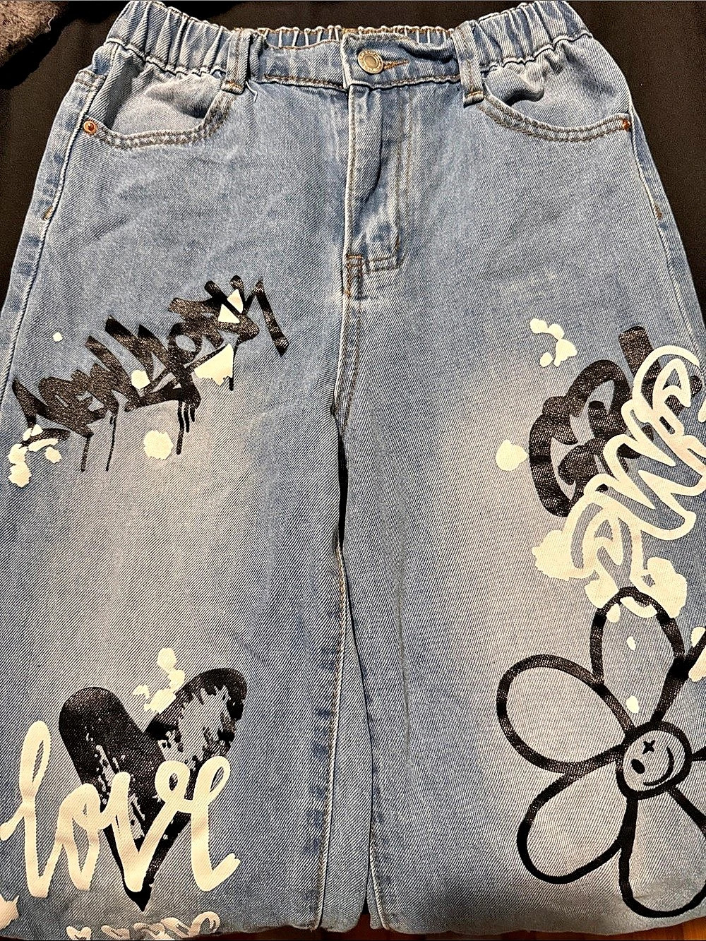 SHEIN Graphic Jeans Girls Size 11Y Like New